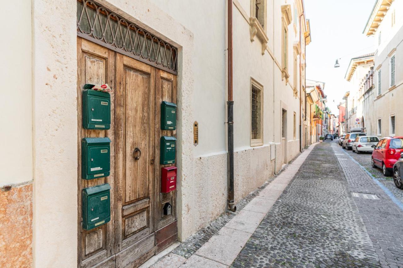 Domus Verona - Residenza Merici المظهر الخارجي الصورة